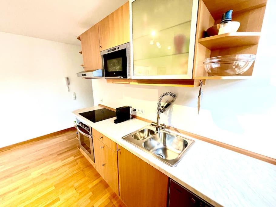 Schoene Wohnung Mit Eigenen Eingang Und Terrasse Gosseling Exterior photo